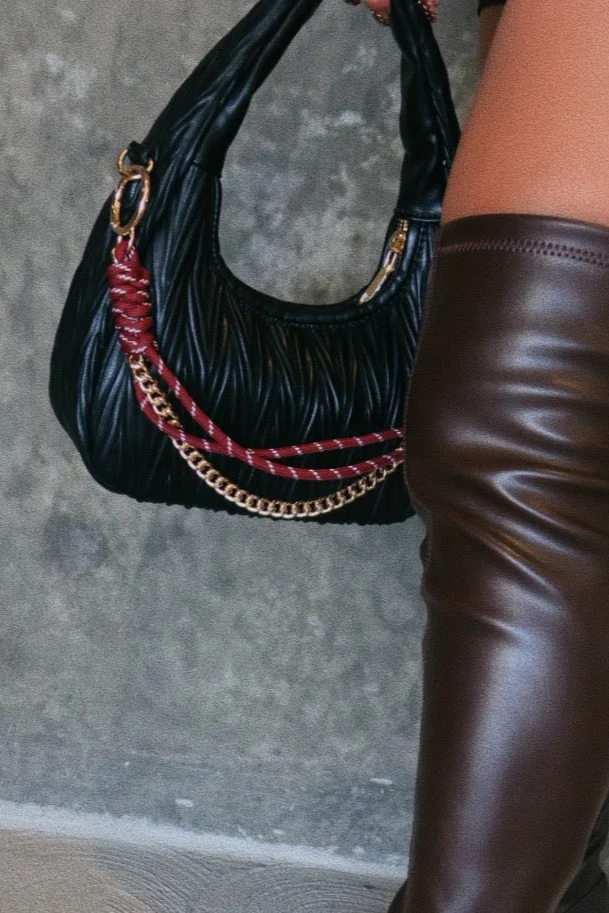 Callie Crossbody Handbag - Black - Image 4