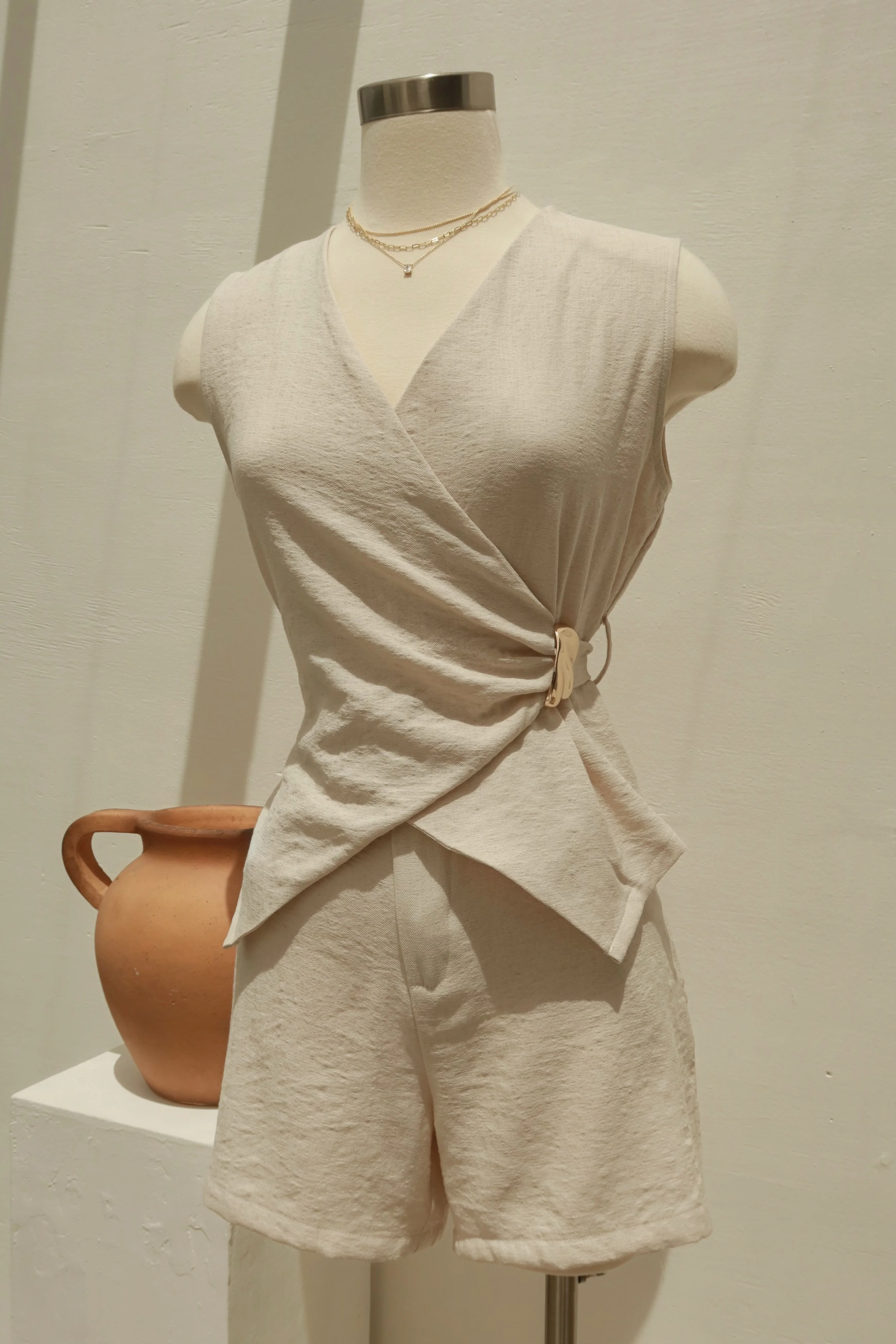 Lucia Linen Shorts - Nude - Image 4