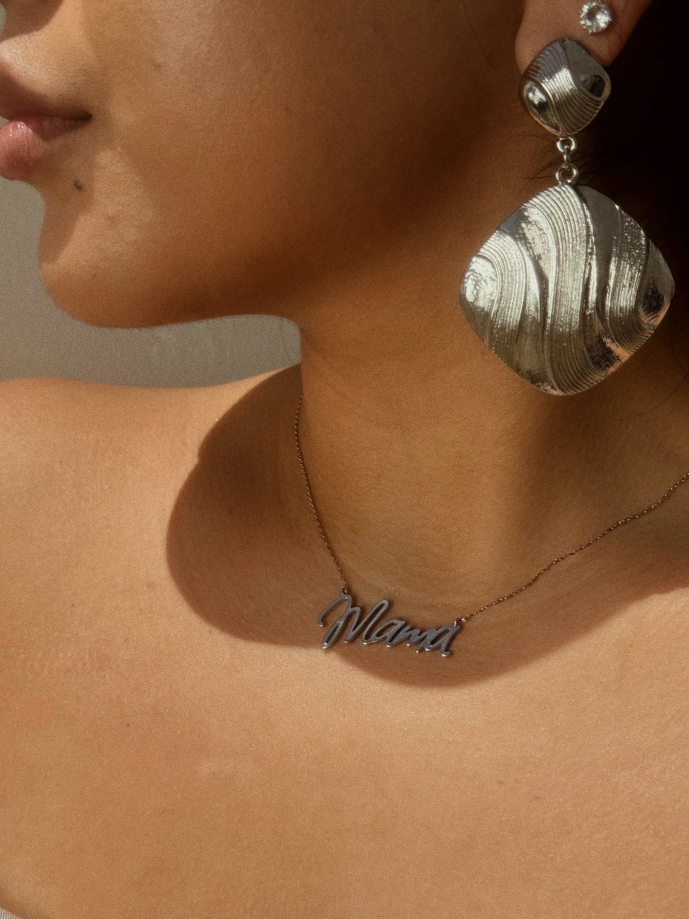 Mama Scripted Sterling Silver Necklace - Silver - Image 4