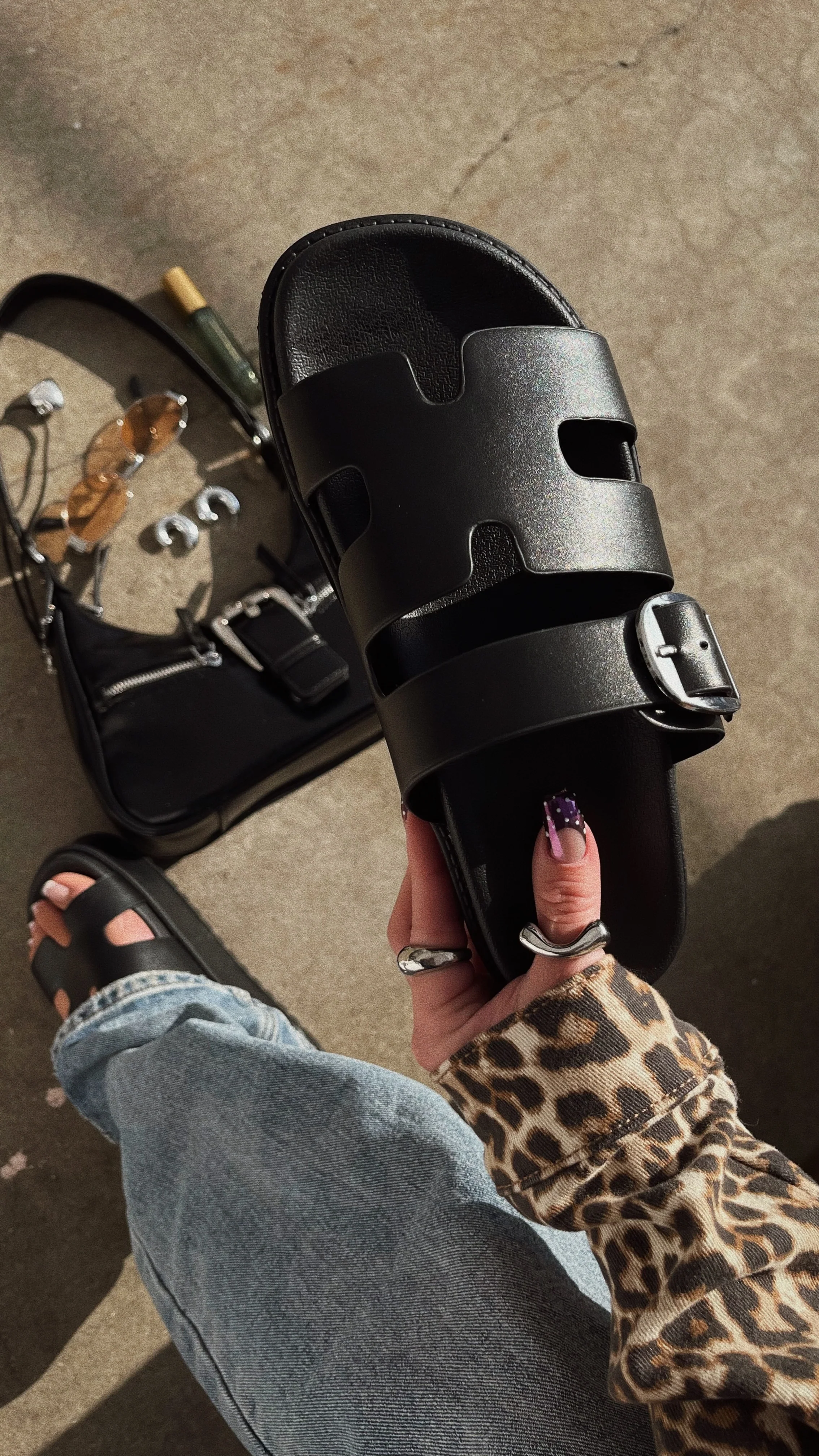Resort Getaway Slip On Chunky Sandals - Black - Image 4